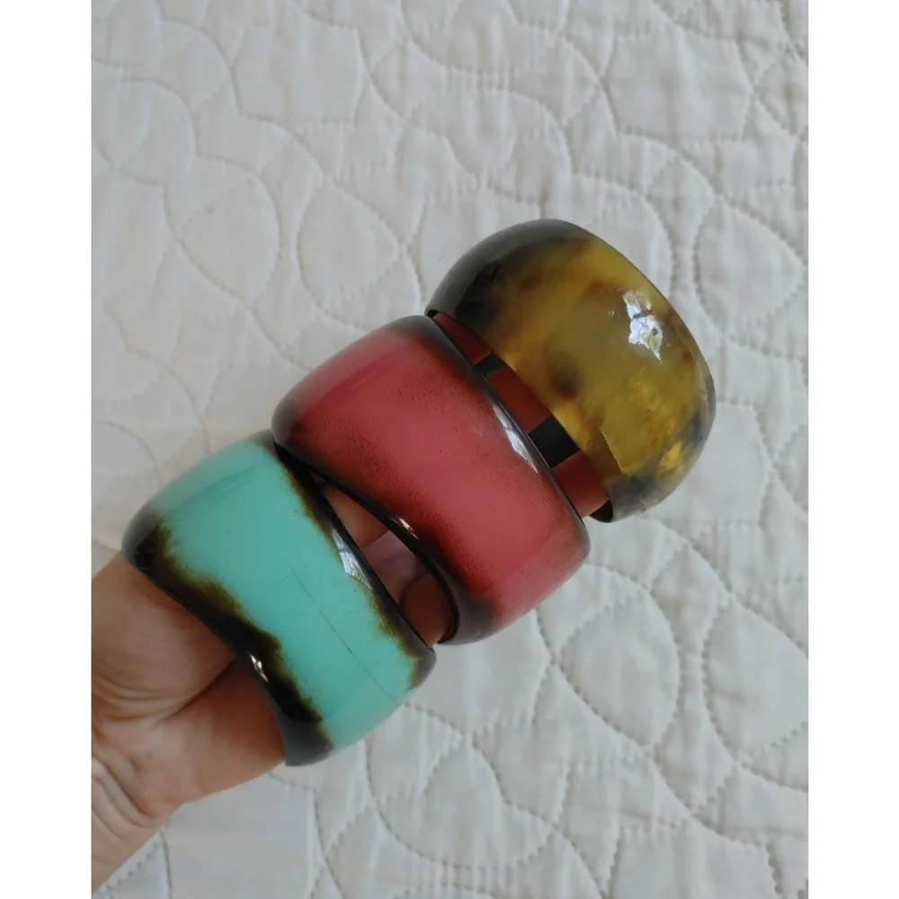 Real bone bangles - Picture 3 of 11